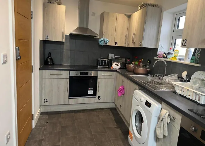 Luxury Ultra Super High Quality Full Flat In Central London Near Station